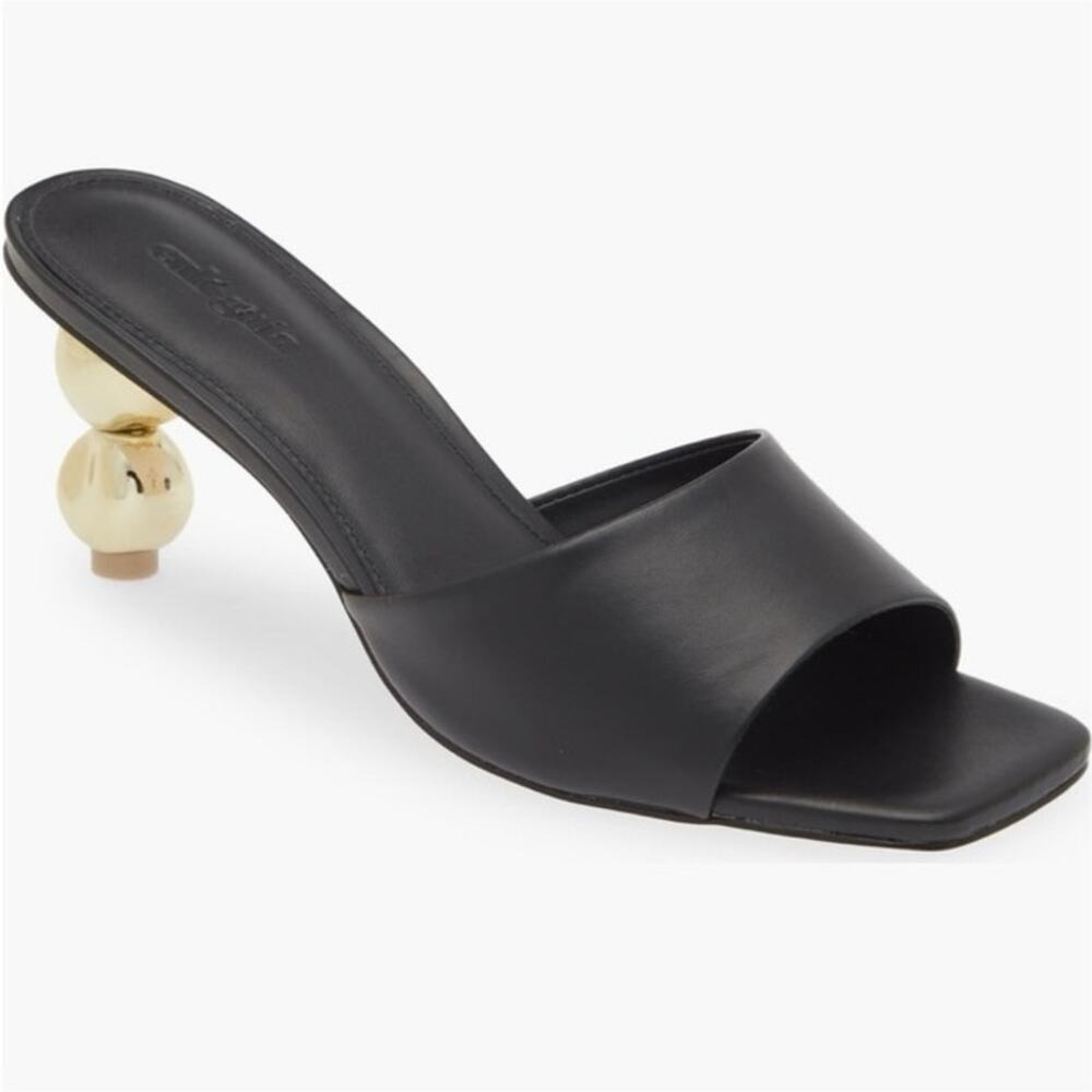 NWOB Cult Gaia Gigi Sandal in Black SZ 8
